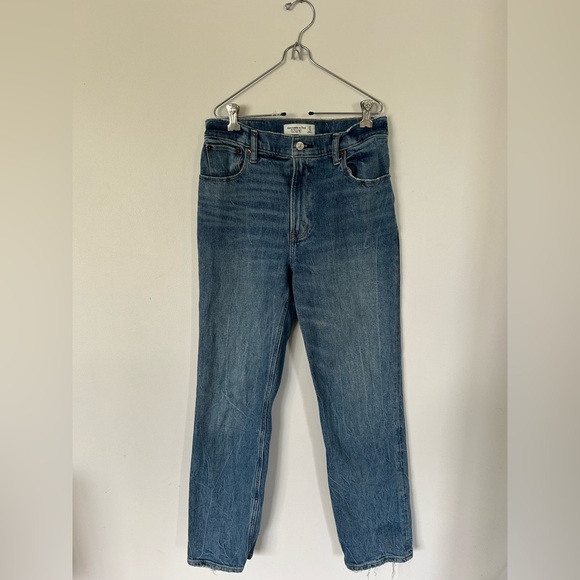 Abercrombie & Fitch Denim - Abercrombie & Fitch 90s Straight Ultra High Rise Size Short